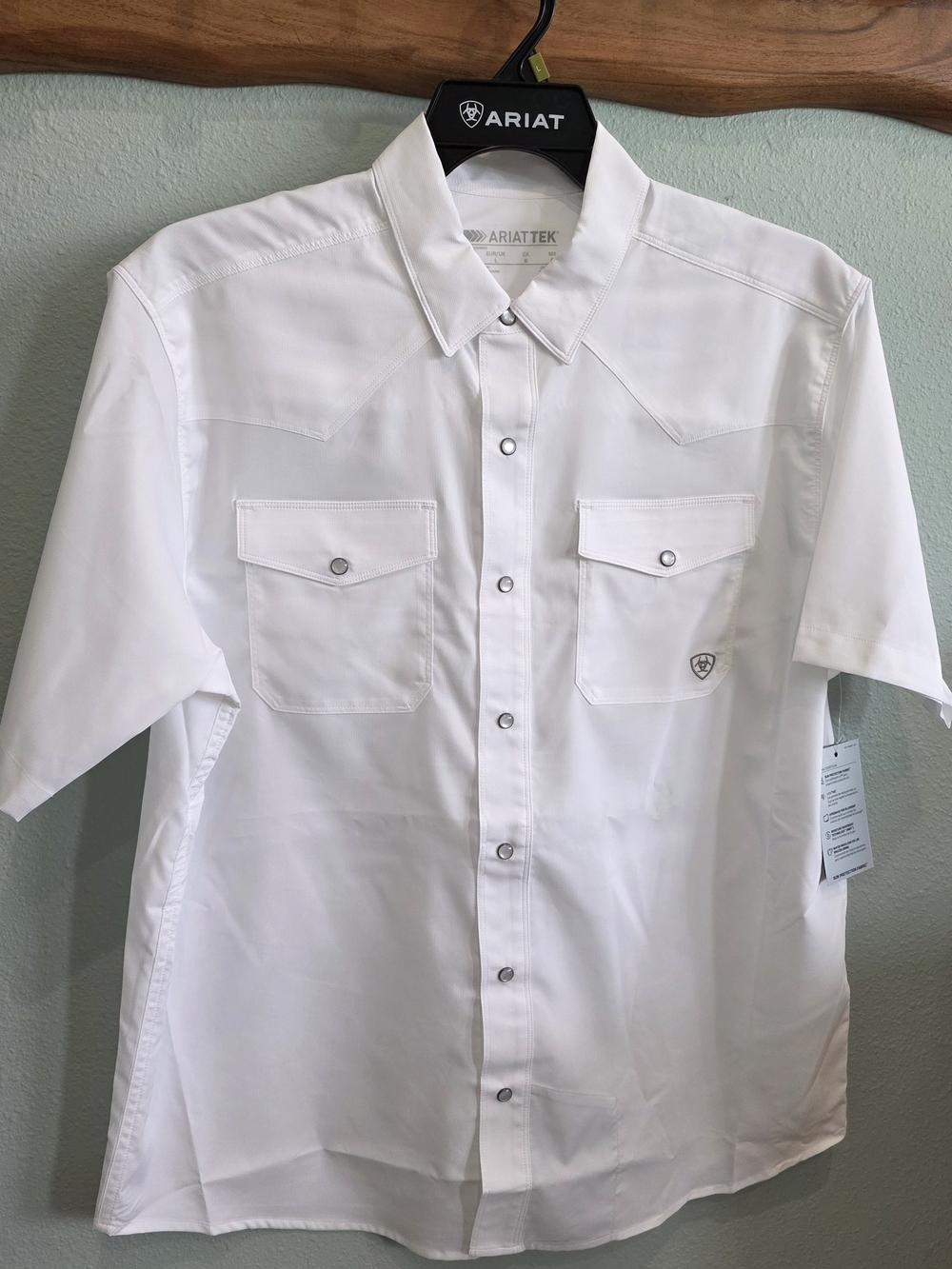 Ariat Tek White Short-Sleeve Button-Up Western Shirt